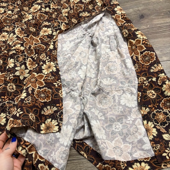 90s Vintage Rhythm Floral Paisley Maxi Skirt w Split Hem (Brown/Tan) Size 8 - Picture 3 of 6